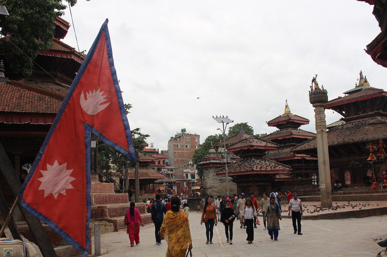 Kathmandu Pokhara Chitwan — 7 Days Classic Nepal